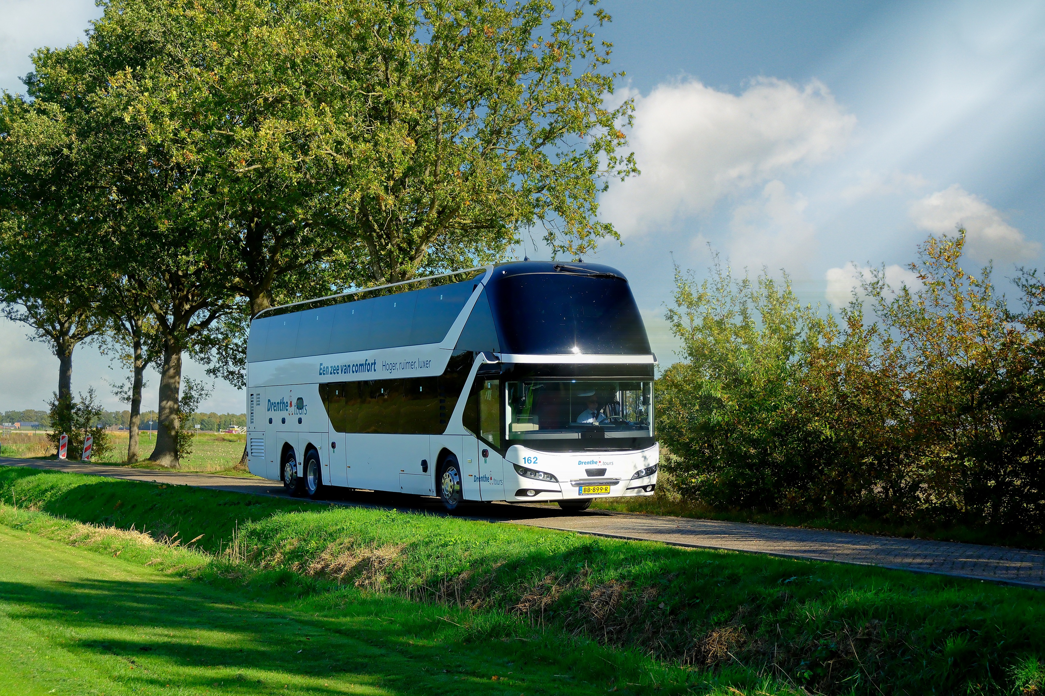 Dubbeldekker touringcar